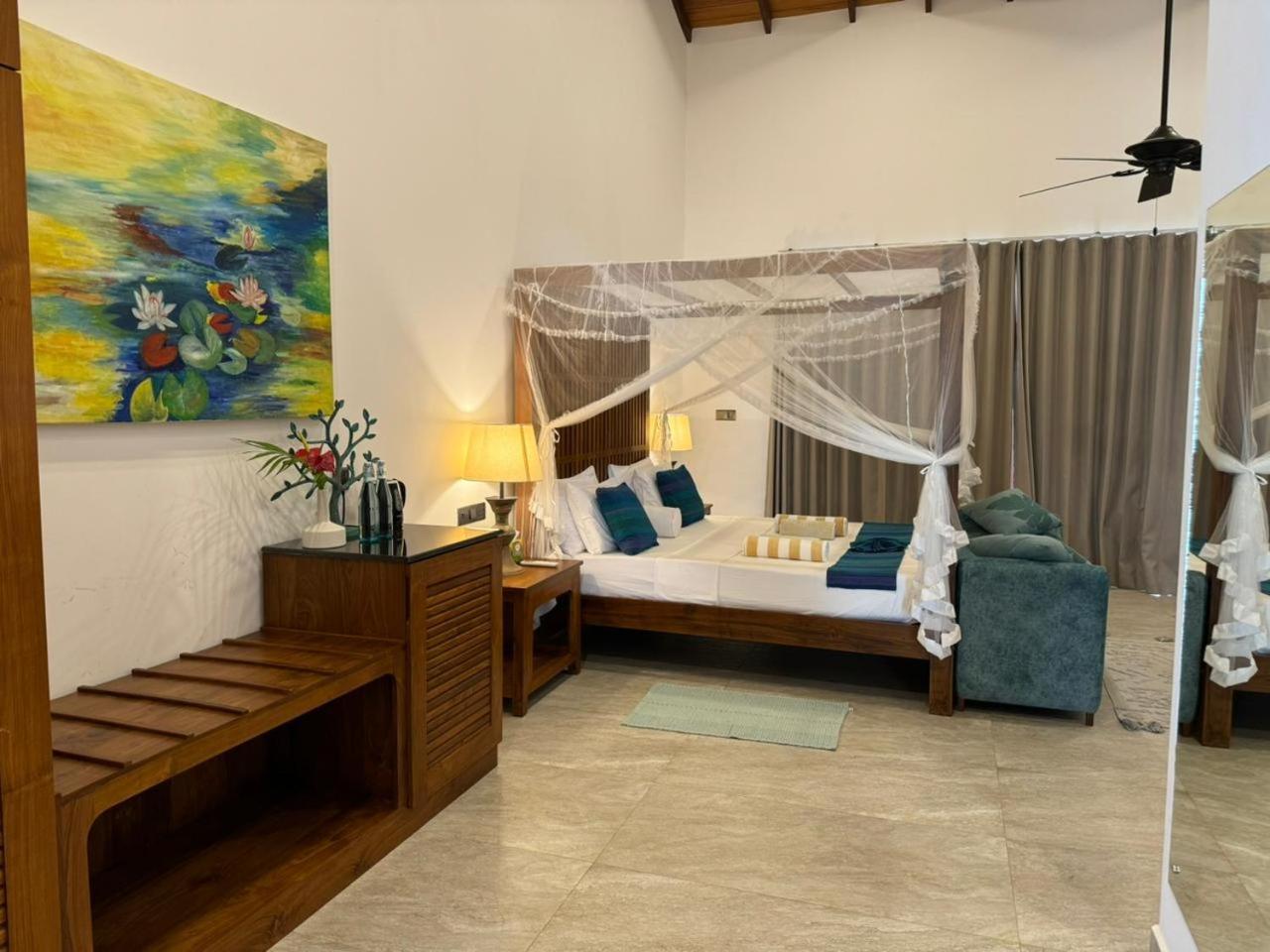 Sea Star Boutique Hotel Hikkaduwa Luaran gambar